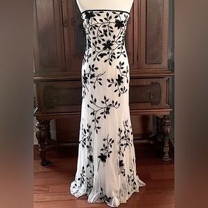 GORGEOUS Retro Beaded Long Dress 👗